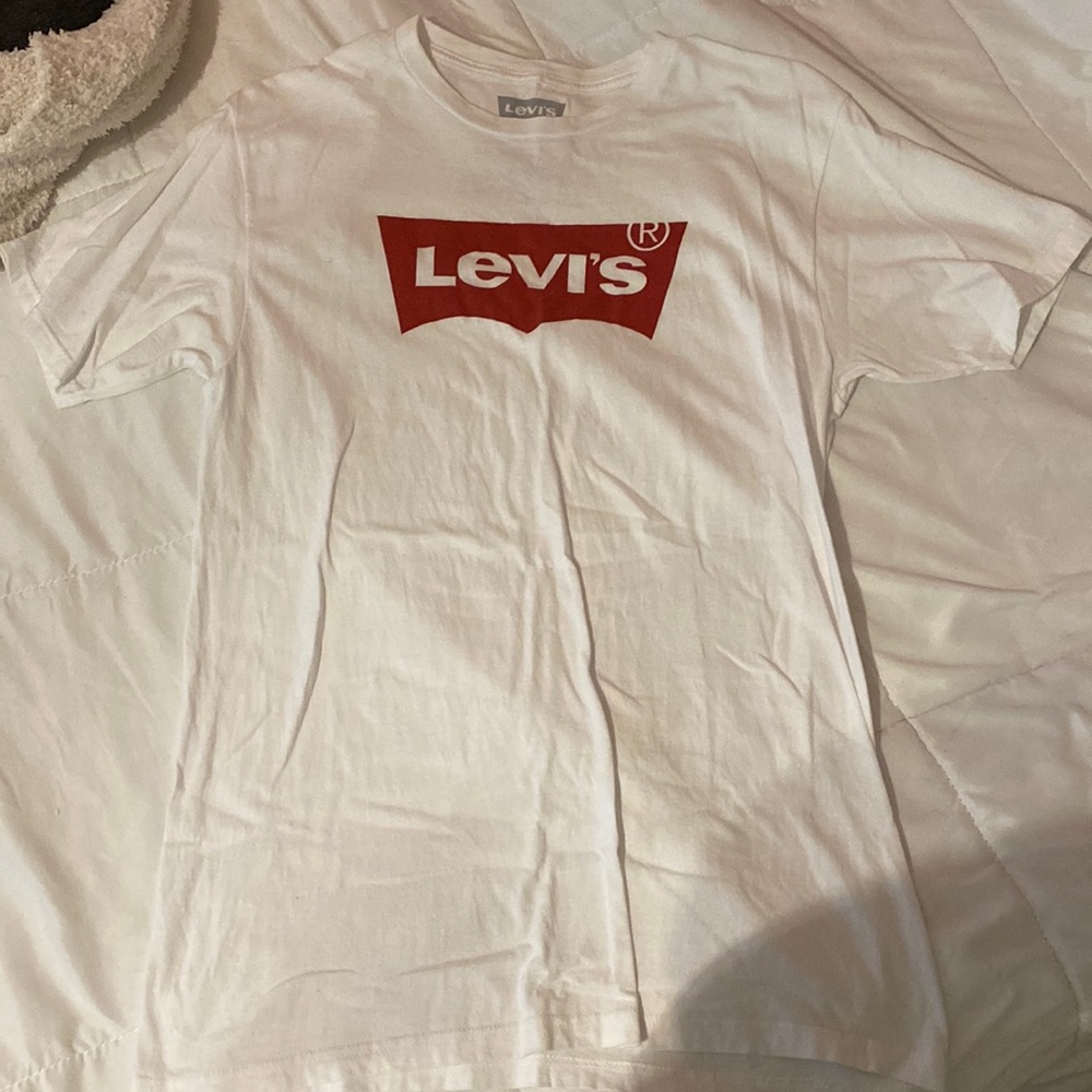 Levi’s white logo basic shirt size M